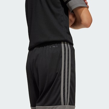ADIDAS PERFORMANCE Regular Sportshorts 'Squadra 25' in Schwarz