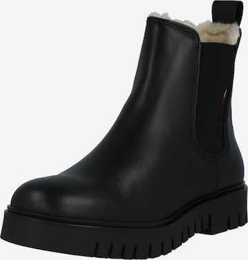 Tommy Jeans Chelsea Boots in Black: front