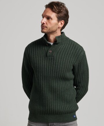 Superdry Sweater in Green: front