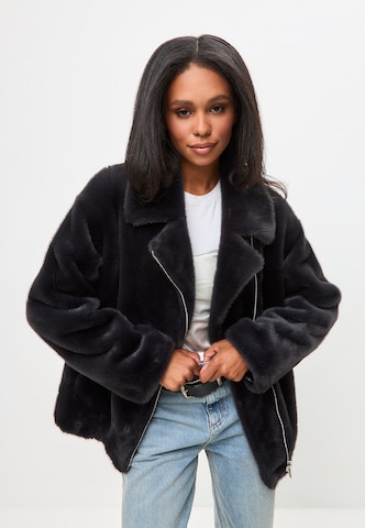 Manteau d’hiver CESARE GASPARI en gris