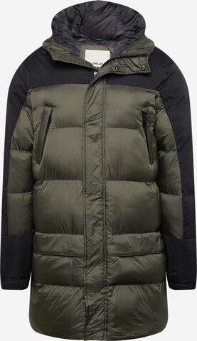 BLEND Winter Jacket in Green: front