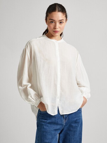 Pepe Jeans Blouse ' PETRA ' in White: front