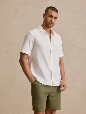 DAN FOX APPAREL Regular fit Button Up Shirt 'Samir' in White: front