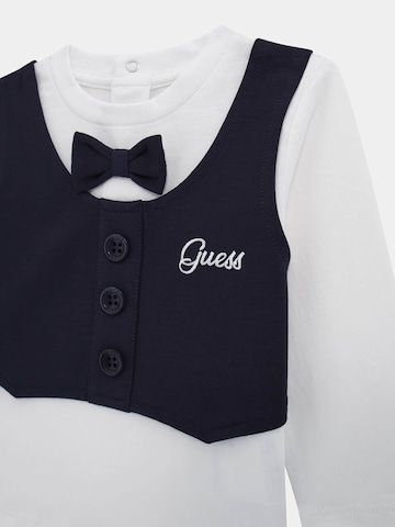 GUESS Set: T-Shirt und Hose in Schwarz