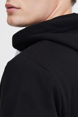 !Solid Zip-Up Hoodie 'Olli' in Black