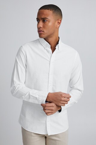 11 Project Regular fit Button Up Shirt 'Steinmar' in White: front