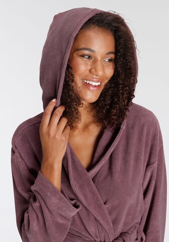 VIVANCE Bathrobe short 'Dreams' in Pink