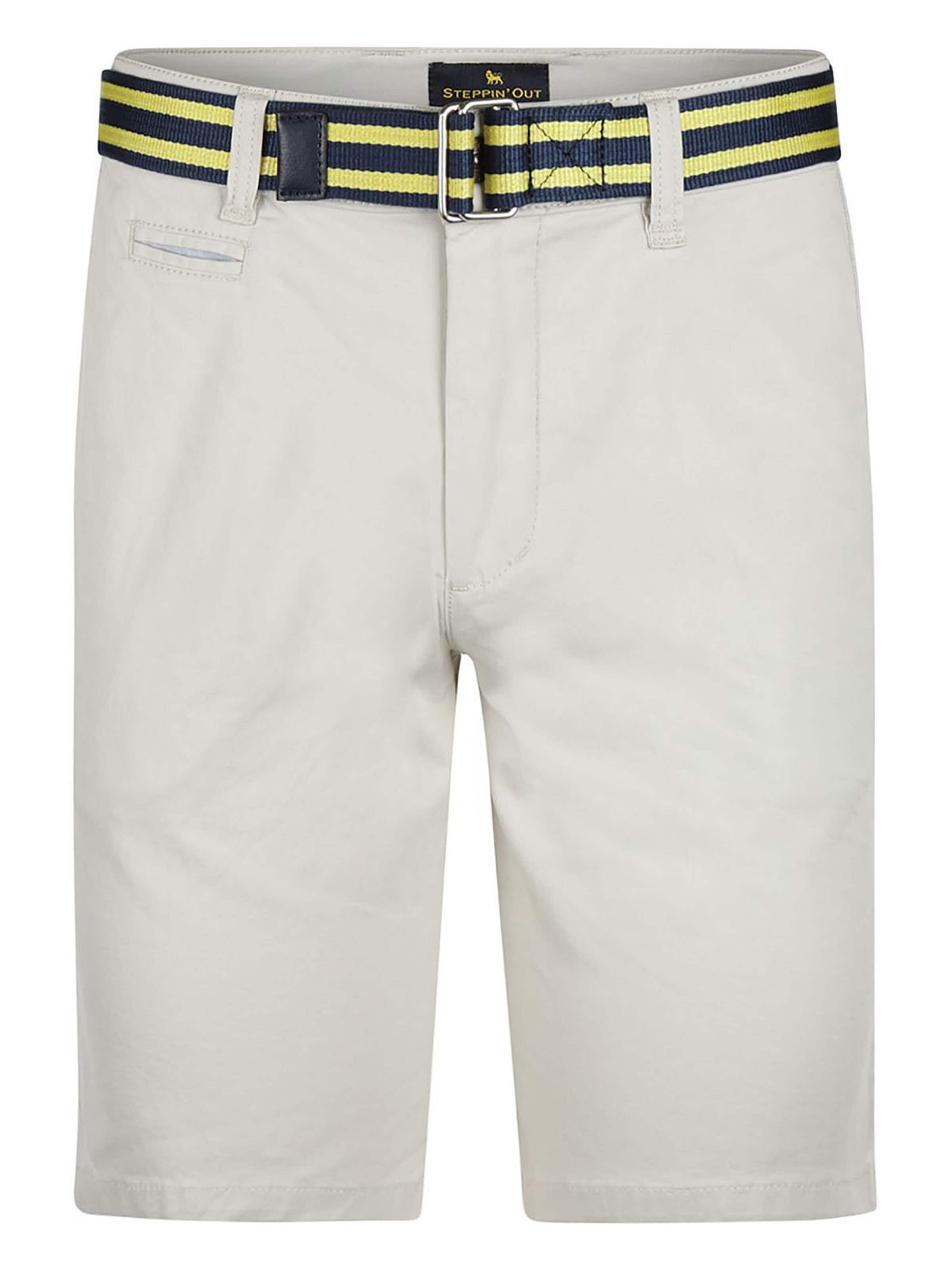 Steppin' out Regular Trousers in White: front