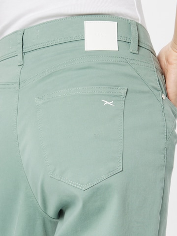 Slimfit Pantaloni 'Carola' di BRAX in verde