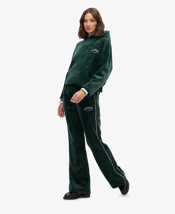 évasé Pantalon 'Country Club' Superdry en vert