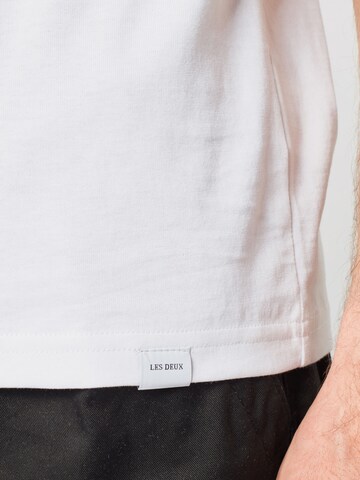 Les Deux - Camiseta 'Lens' en blanco