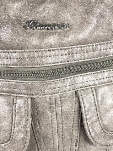 Kumixi Crossbody Bag in Grey