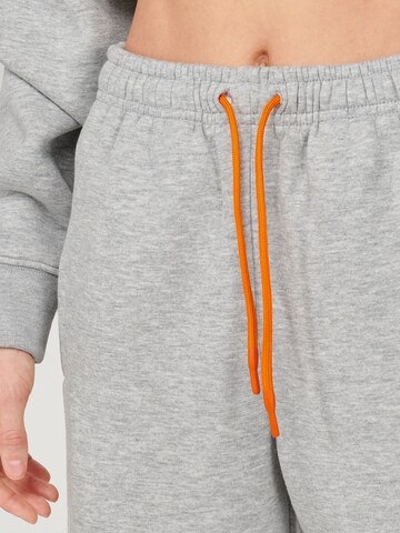 ABOUT YOU x VIAM Studio Regular Pants 'Sport' in Grey