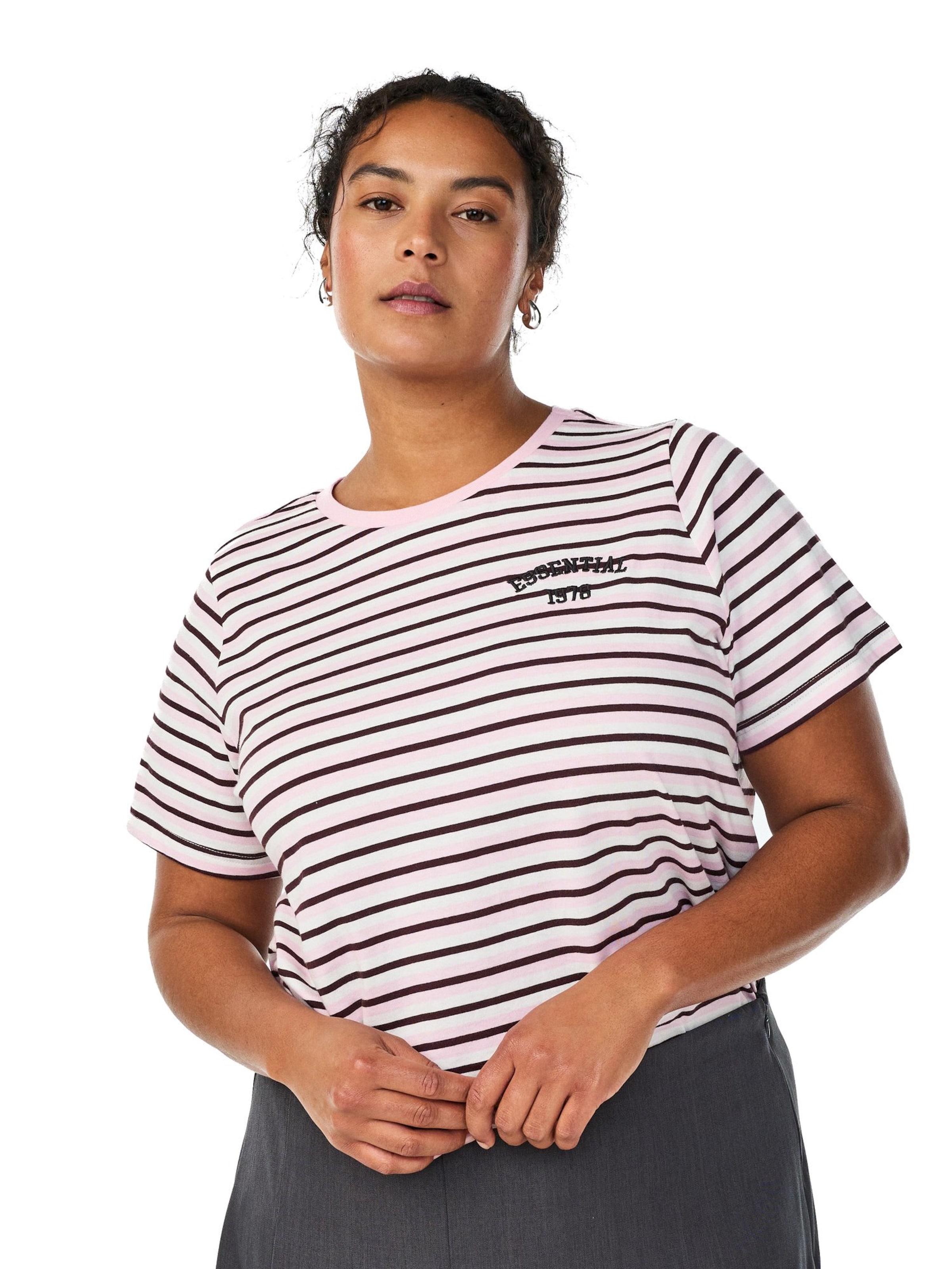 T-shirt 'Mallis' Zizzi en rouge : devant