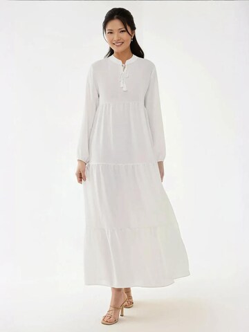 Abito di Hiccup in bianco: frontale