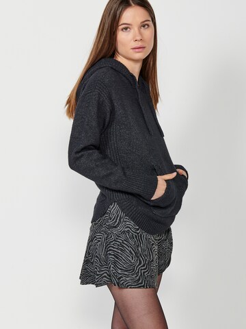 KOROSHI Pullover i sort