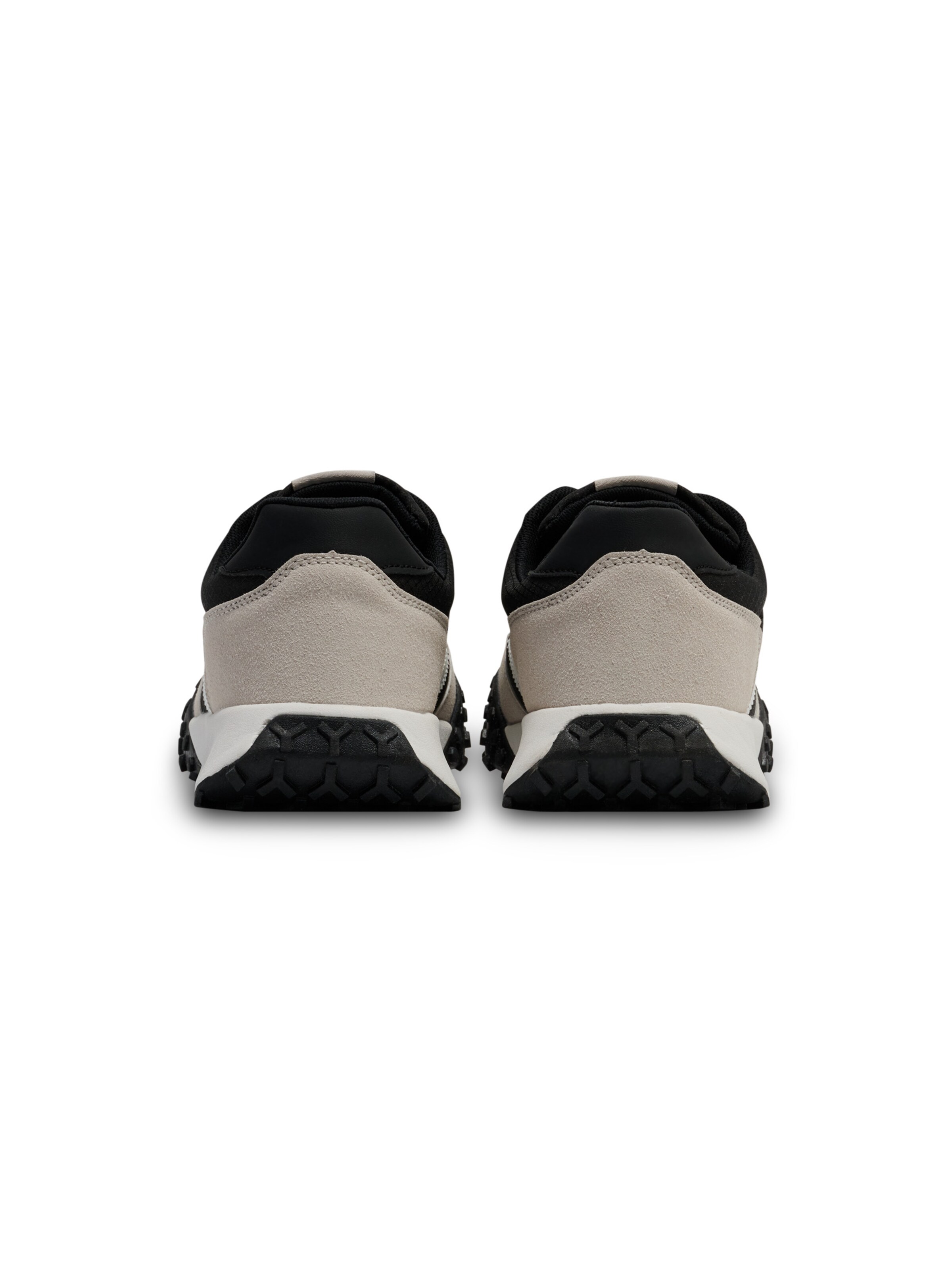 Hummel Sneakers in Black