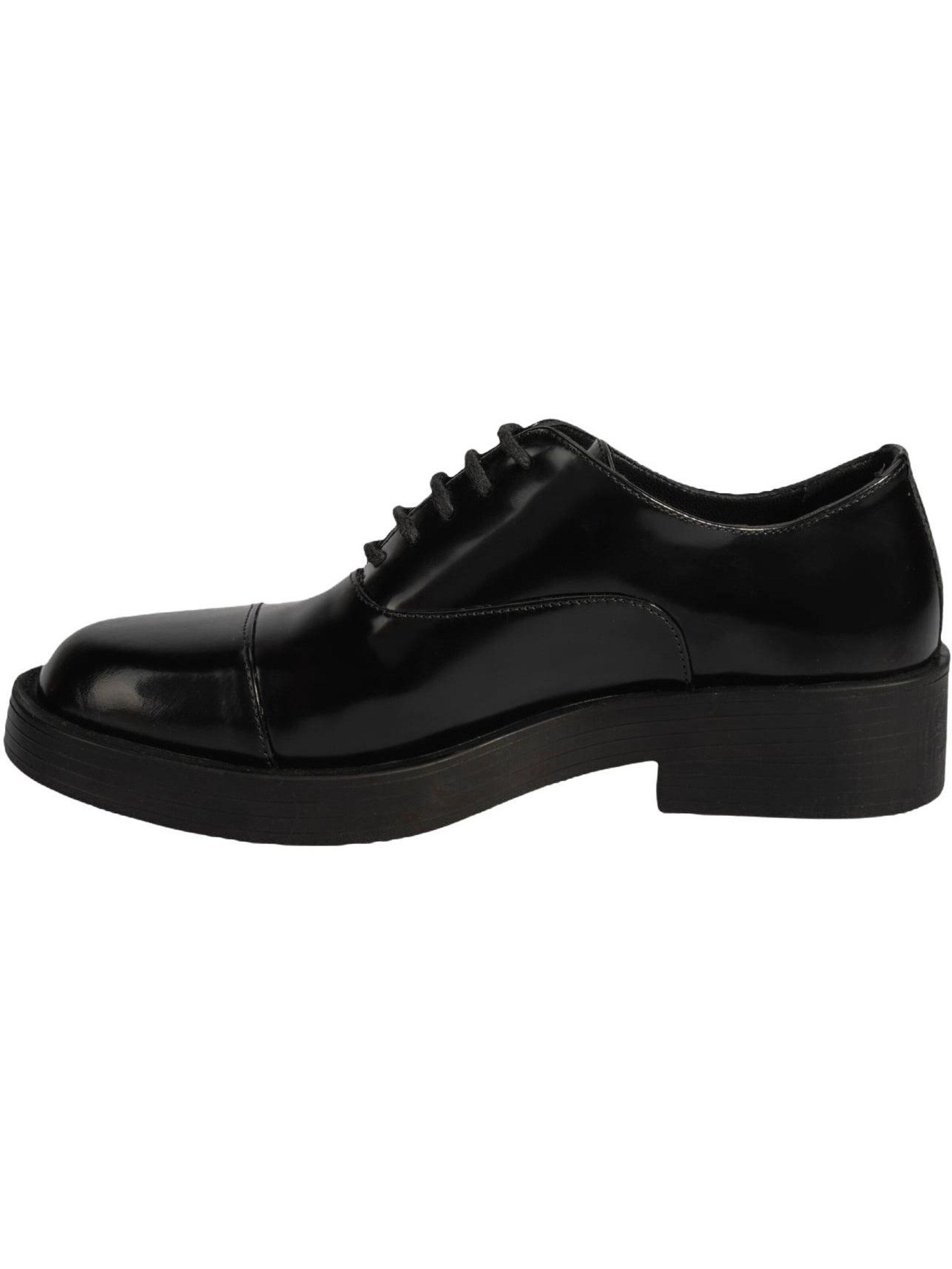Desa Classic Flats 'Slip-Ons' in Black