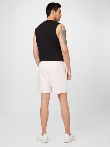 Tommy Jeans Loosefit Shorts in Pink