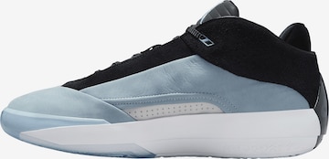 Jordan Sneaker in Blau: Vorderseite