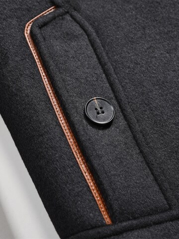 Youthup Winter Coat in Black