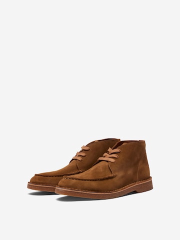 SELECTED HOMME Chukka Boots 'Riga' in Brown