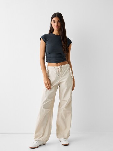 Bershka Loosefit Broek in Wit