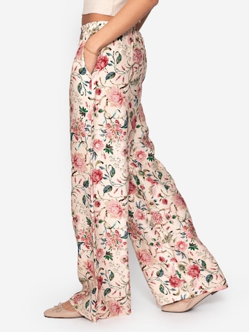 SASSYCLASSY Regular Hose‌‌‌‌ in Beige