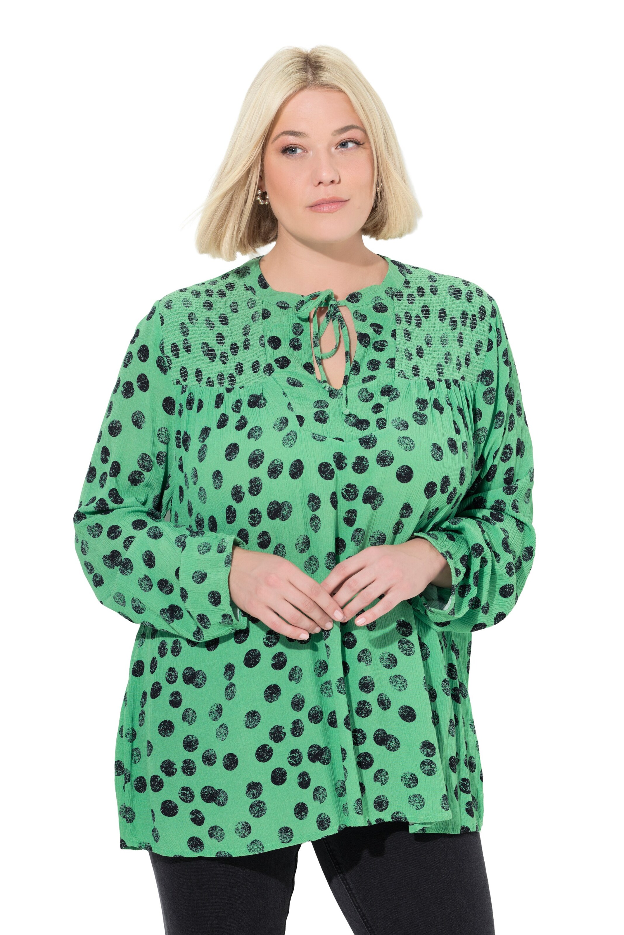 Ulla Popken Tunic in Green: front