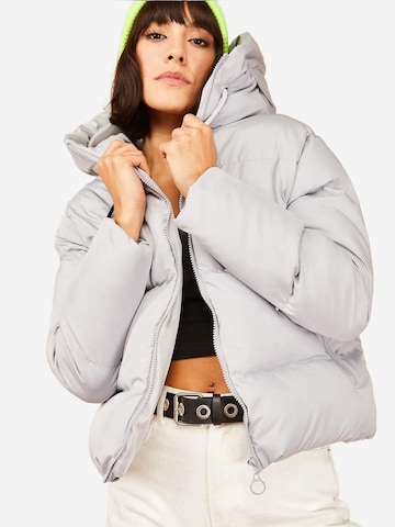 Bianco Lucci - Casaco de inverno em cinzento: frente