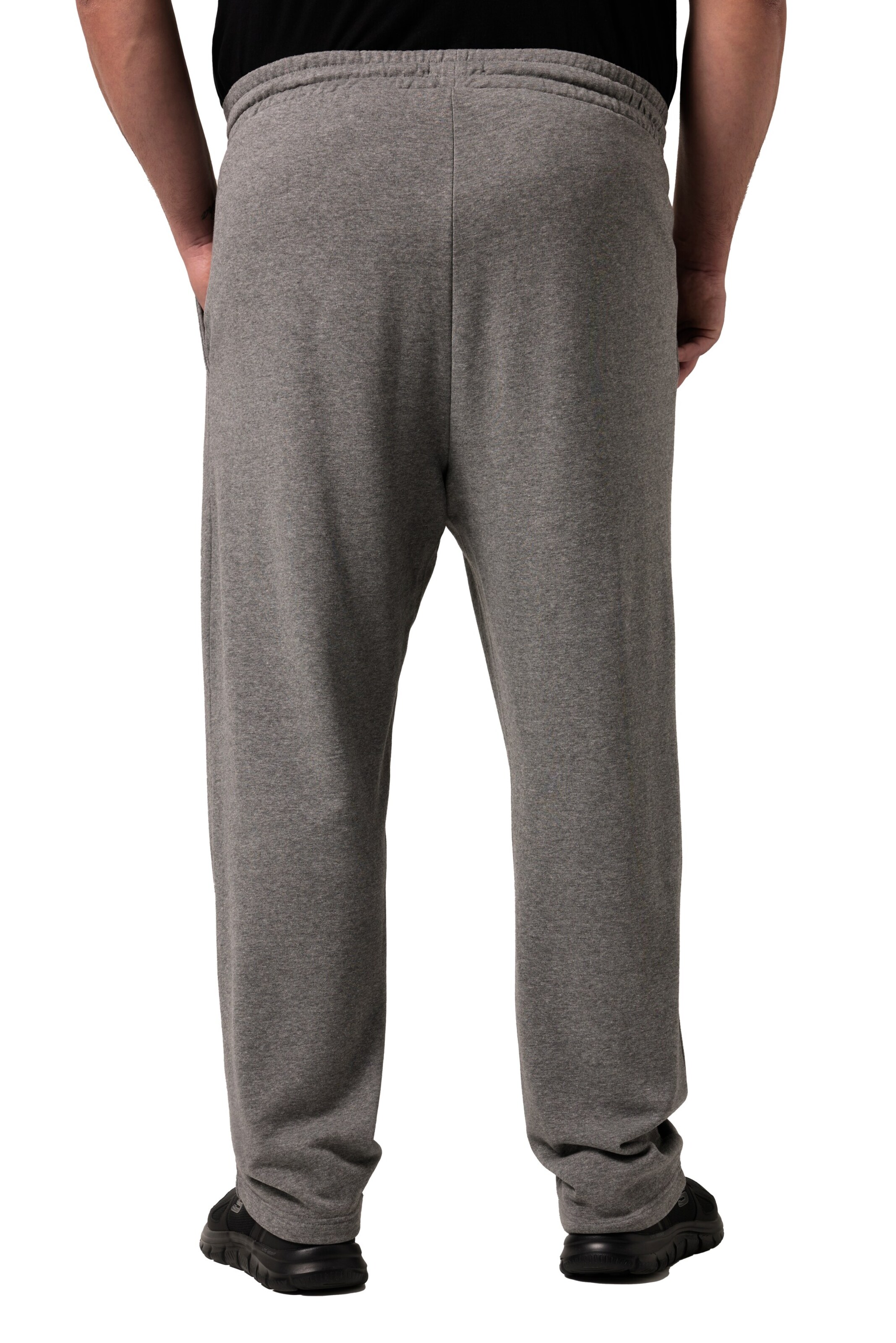Men Plus Tapered Pants in Grey
