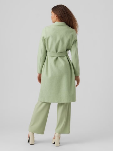 VERO MODA Between-Seasons Coat 'Fortune Aya' in Green