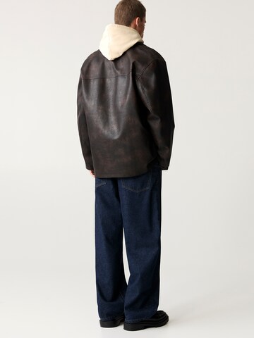 Pull&Bear Overgangsjakke i brun