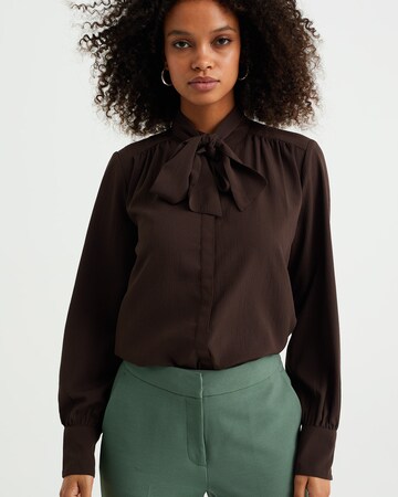 WE Fashion Blouse in Brown