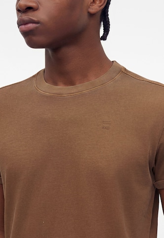 G-STAR T-shirt 'Lash' i brun
