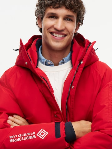 TOMMY HILFIGER Winter Parka in Red