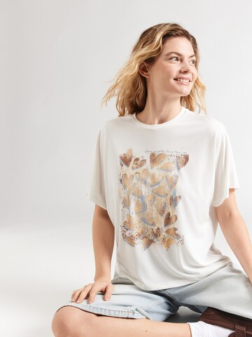 ONLY Shirt 'ONLFREE' in White: front