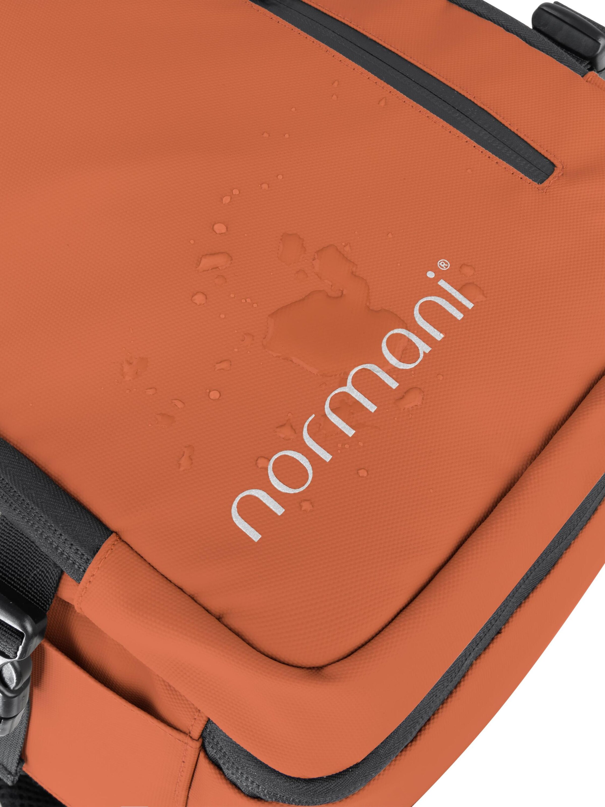 normani Sports bag 'Nikaho' in Orange