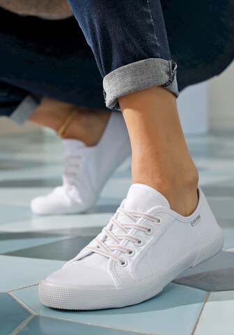 LASCANA Sneakers in White