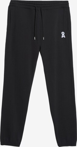 ARMEDANGELS Tapered Broek in Zwart: voorkant