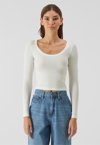 T-shirt Urban Classics en blanc : devant
