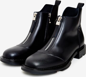 CESARE GASPARI Ankle Boots in Schwarz