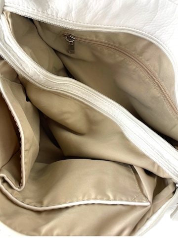 Kumixi Axelremsväska 'Schultertasche' i vit