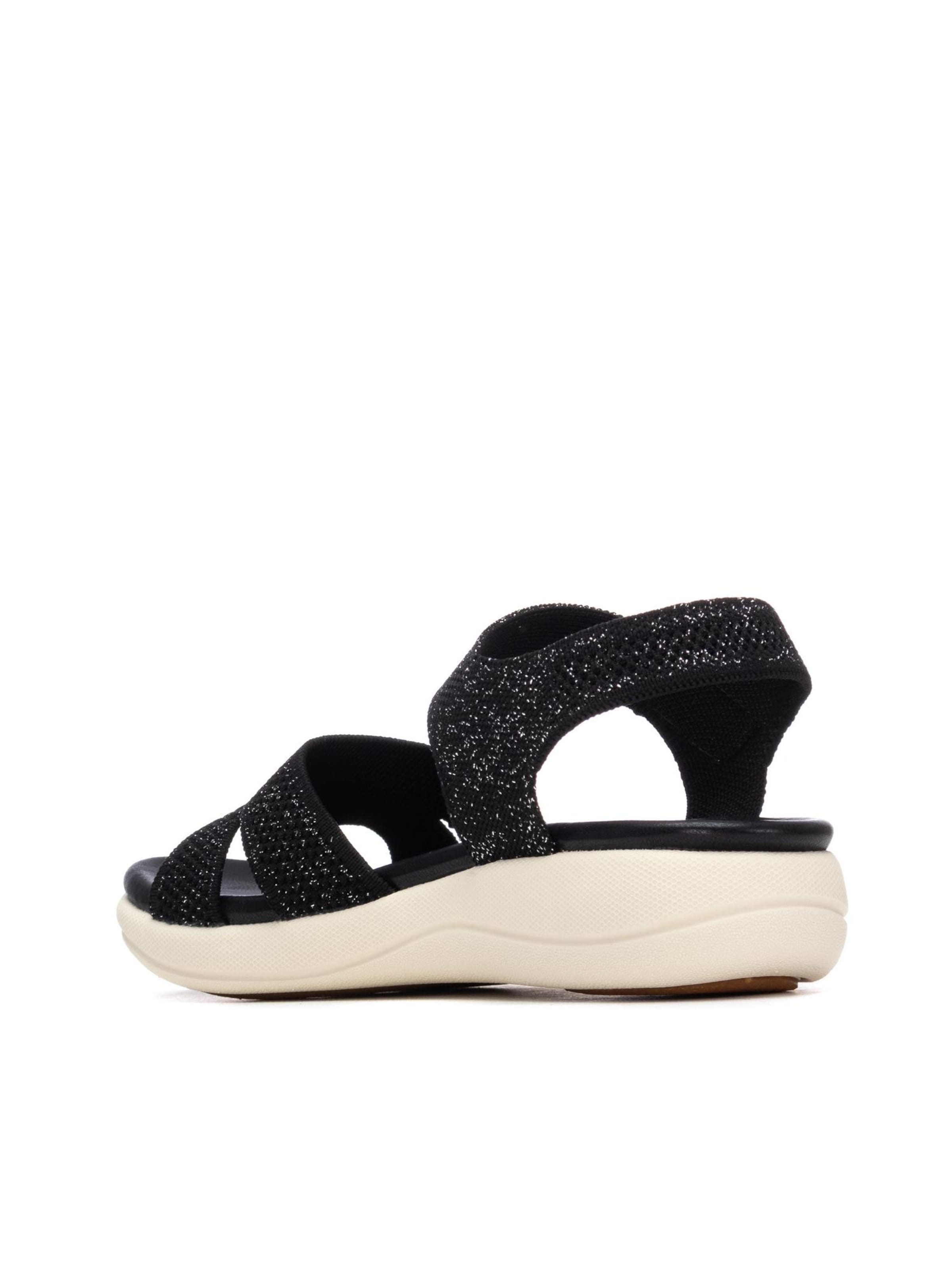 Xti Sandale‌‌‌‌‌‌ in Schwarz