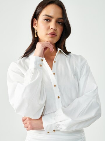 Robe 'BALI' BWLDR en blanc