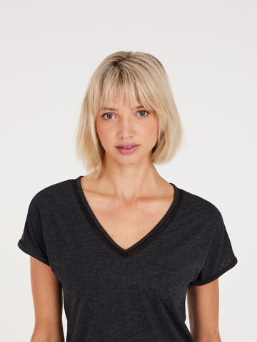 PROTEST Shirt in Schwarz