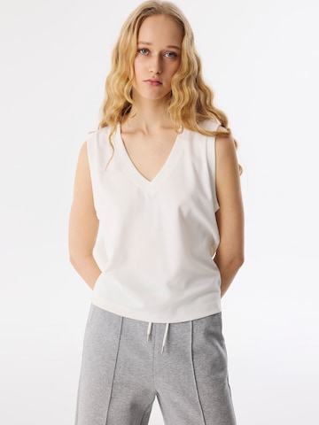 Twist Top in Beige: front