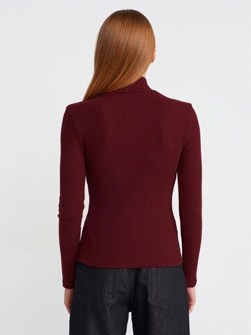 Dilvin Shirt in Red