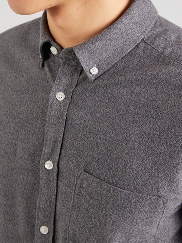 Only & Sons - Ajuste estrecho Camisa 'ONSNiko' en negro