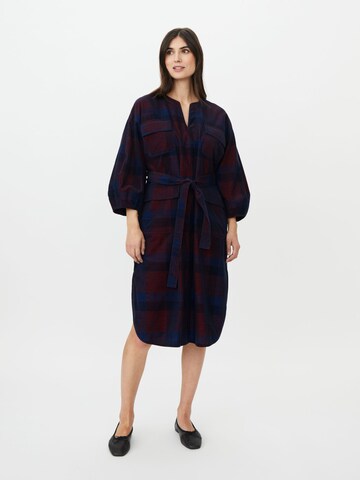 Robe Masai en bleu : devant
